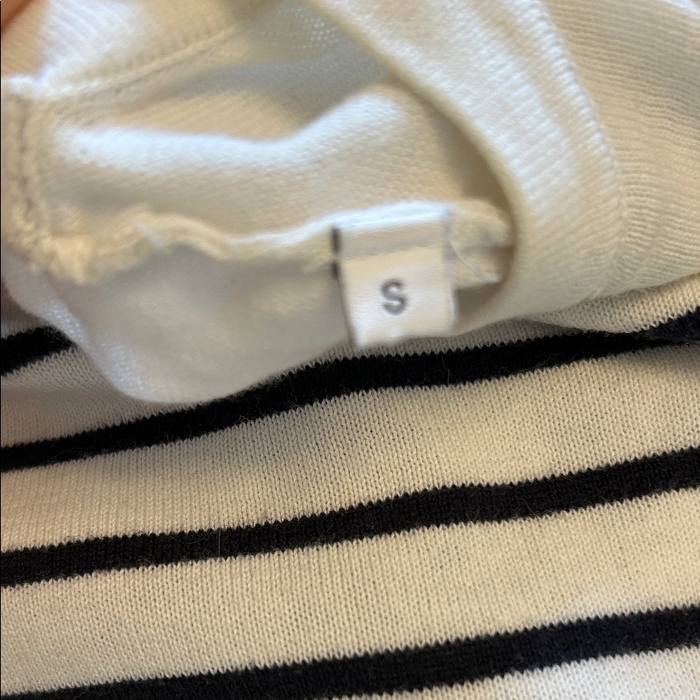 Sandro Paris Ivory Knit Oversized Top EUC - Picture 4 of 4